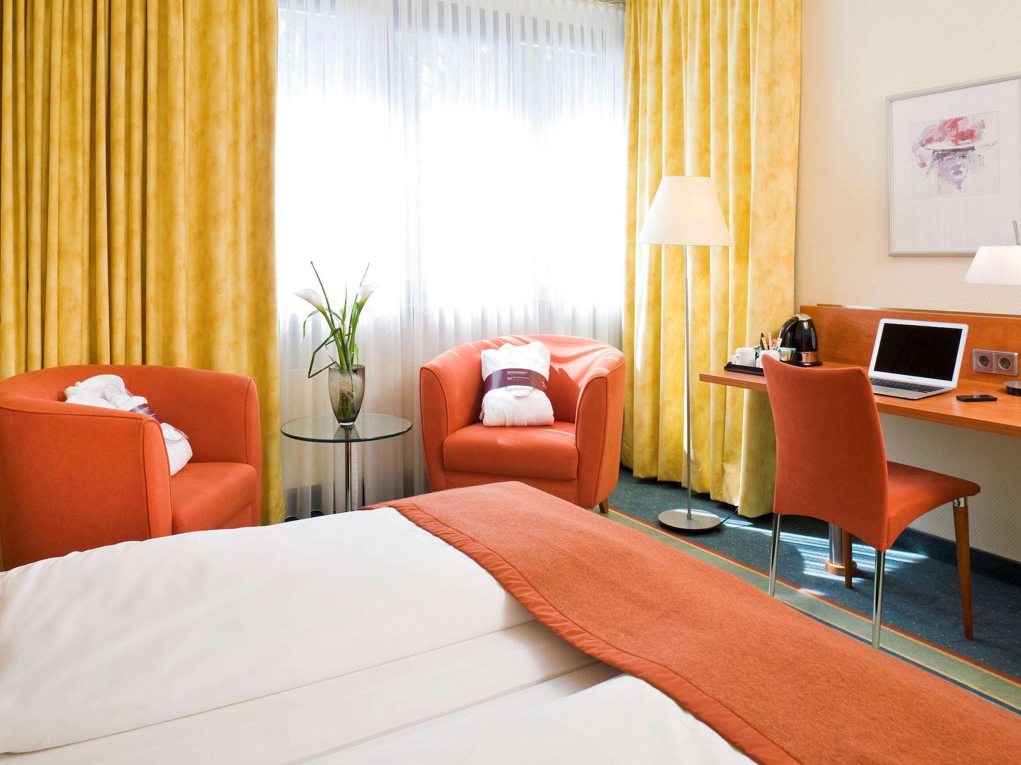 Mercure Hotel Am Messeplatz Offenburg Exteriör bild