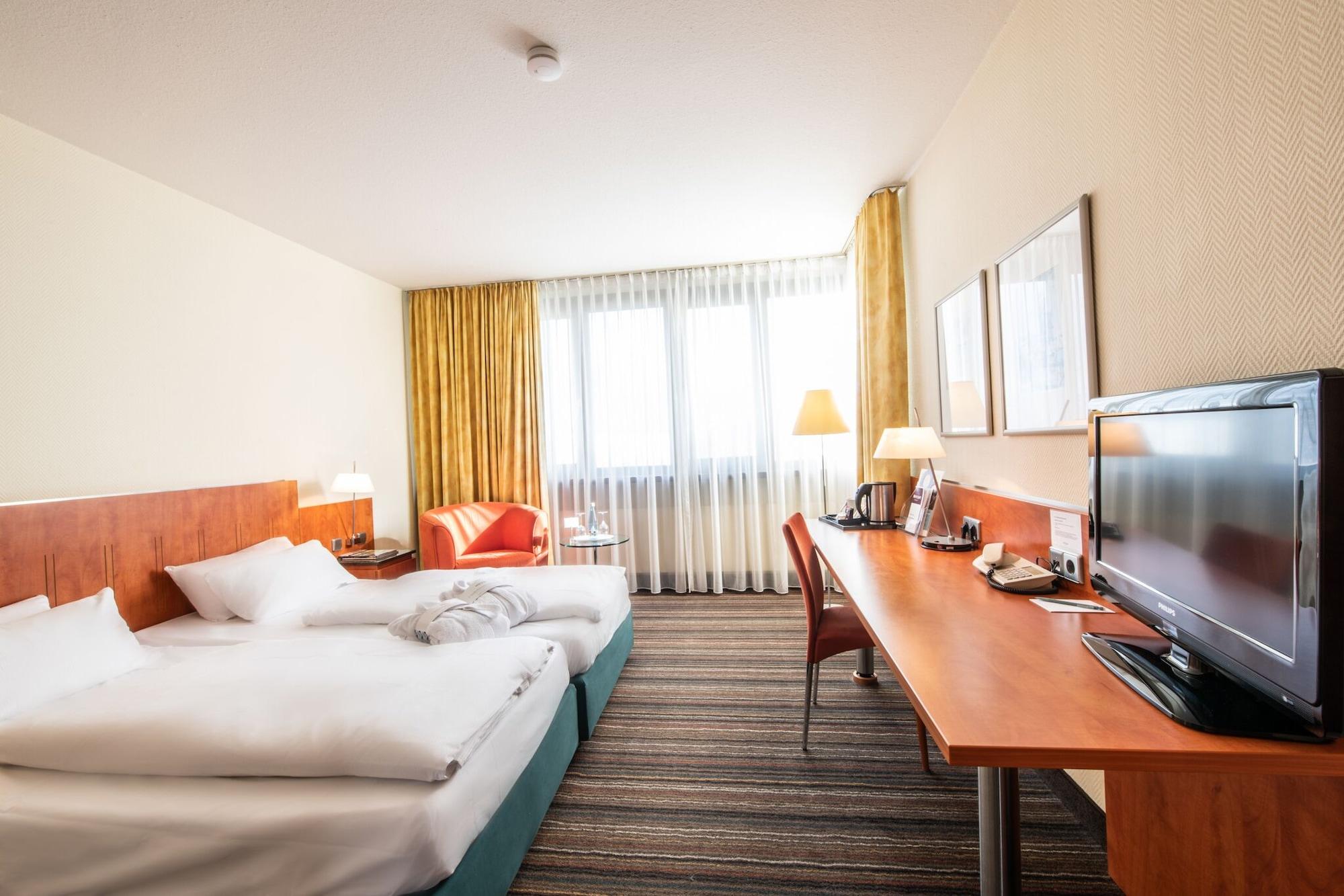 Mercure Hotel Am Messeplatz Offenburg Exteriör bild